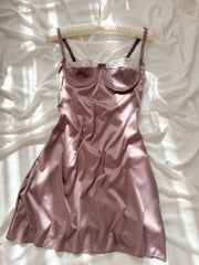 Vizon İpeksi Saten Mini Balenli Gecelik Elbise