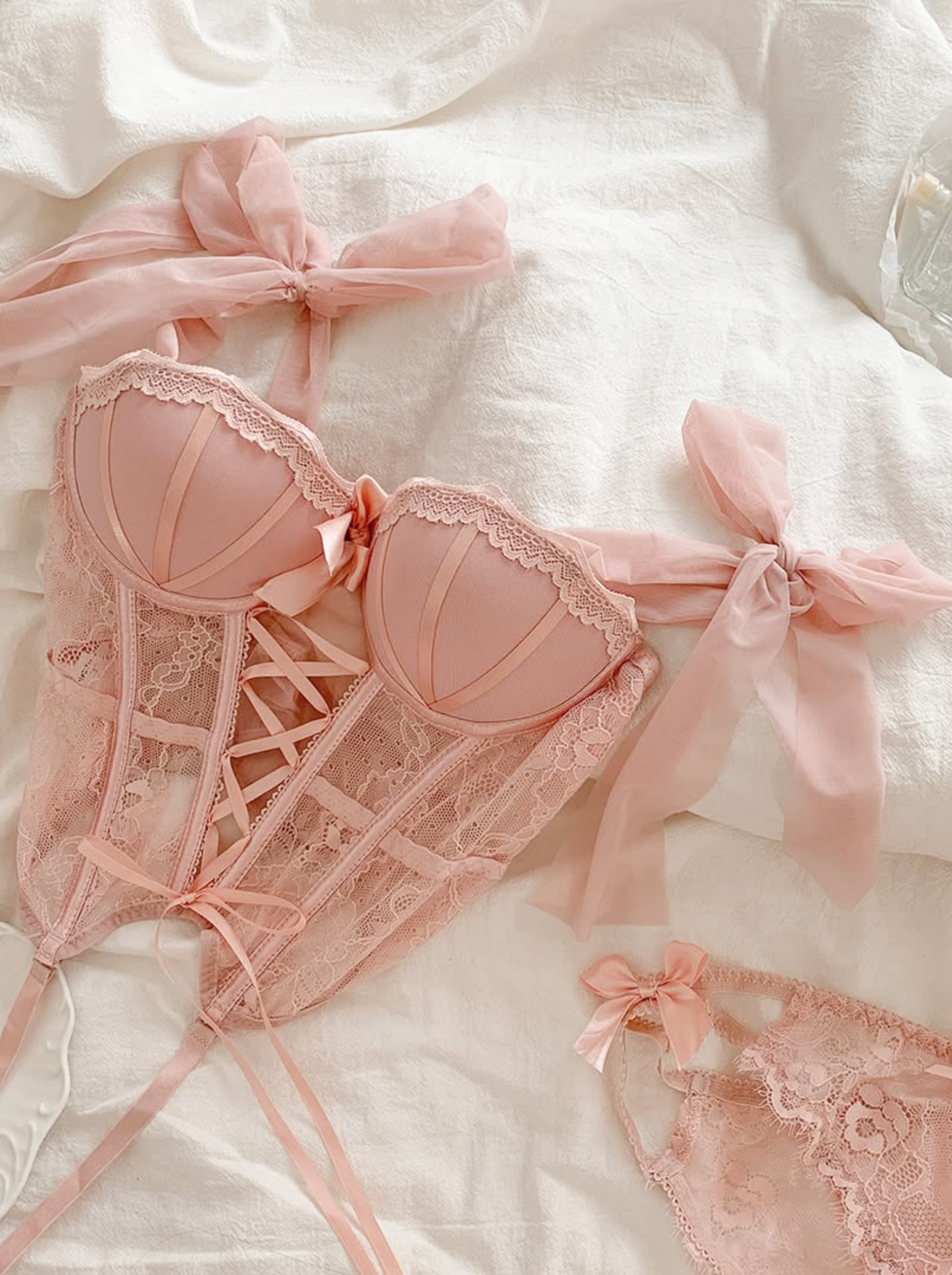 Lady Premium Balenli Balkonet Büstiyer Takımı Pembe