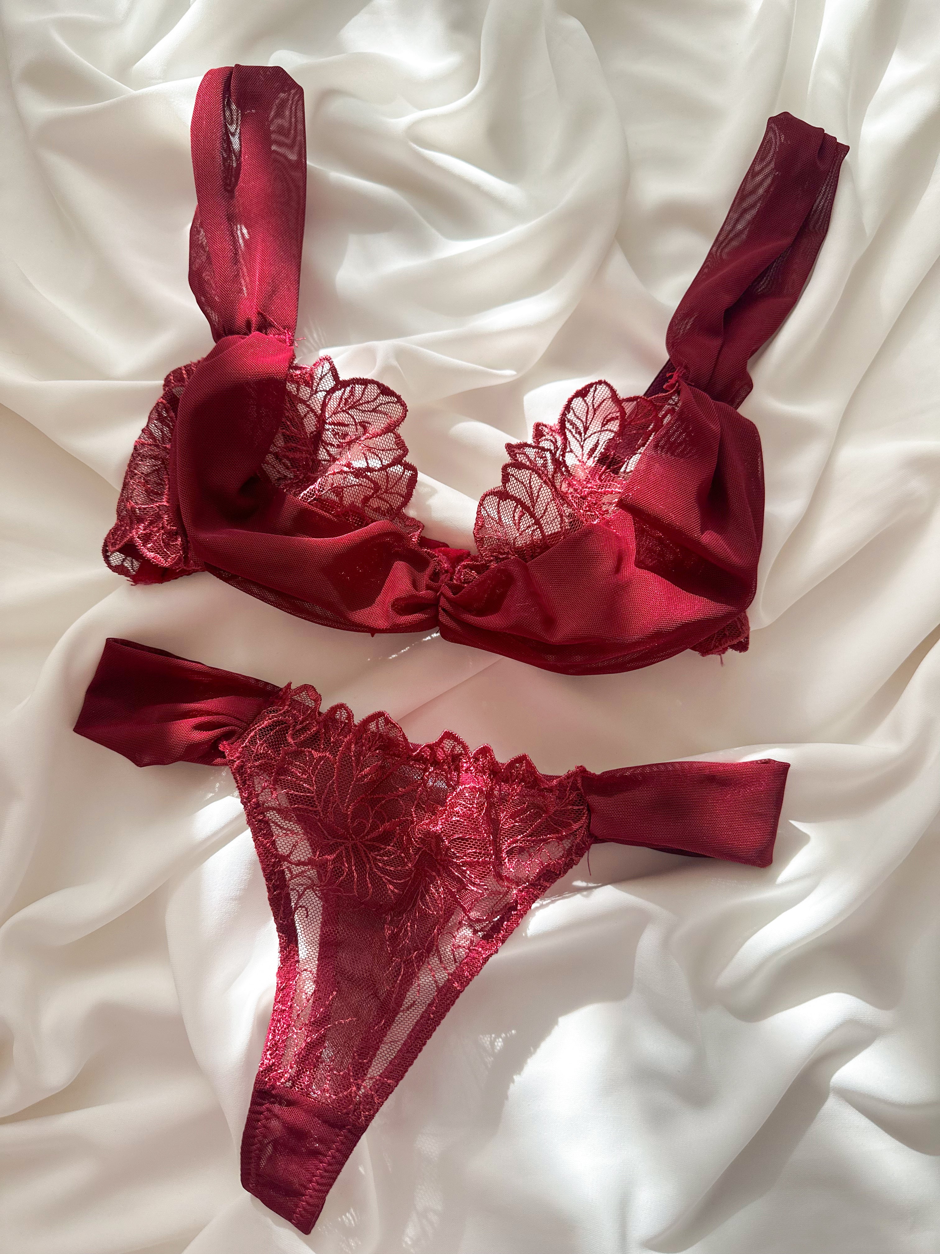 Mi Amor Tül Detaylı Balenli Balkonet Sütyen Takımı Bordo