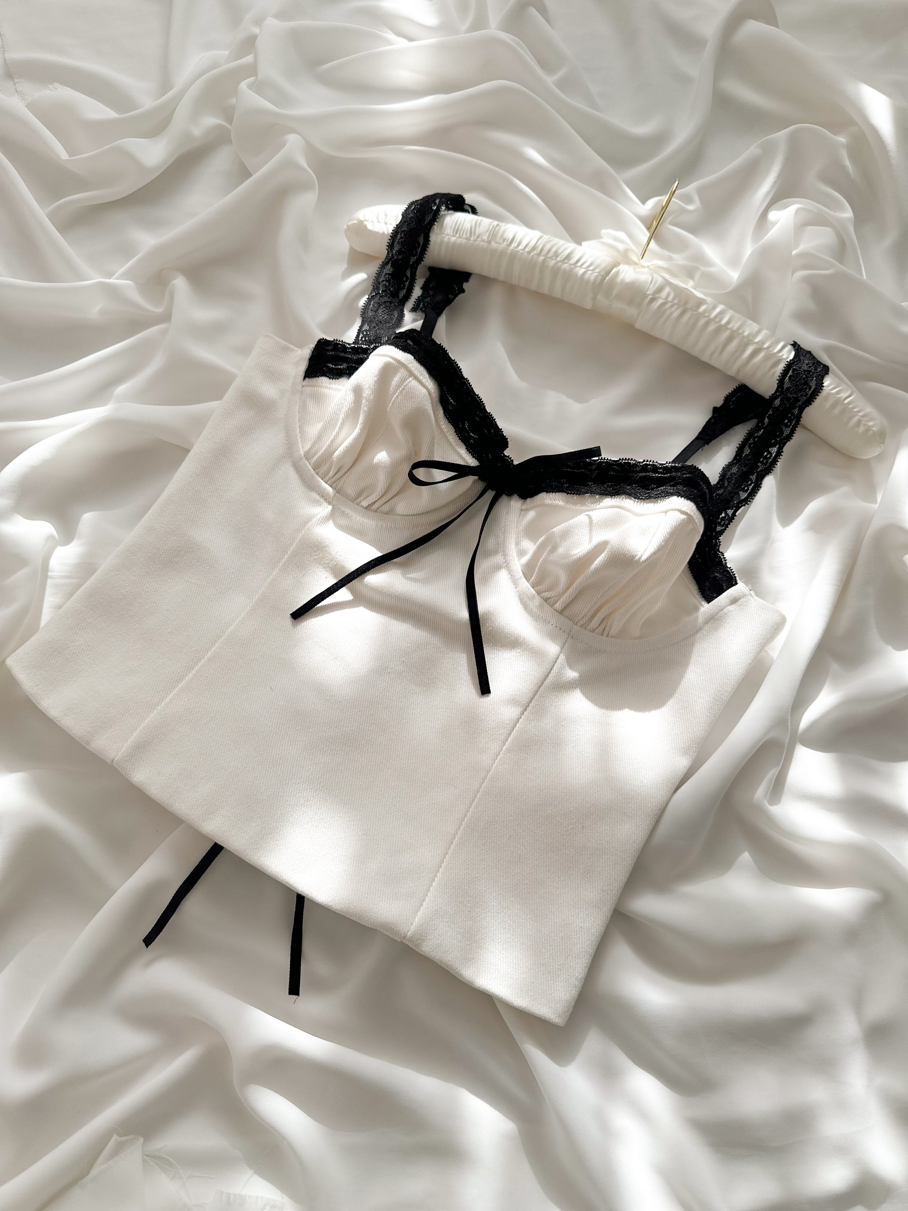 Call me Charlotte Vintage Private Balenli Büstiyer Beyaz