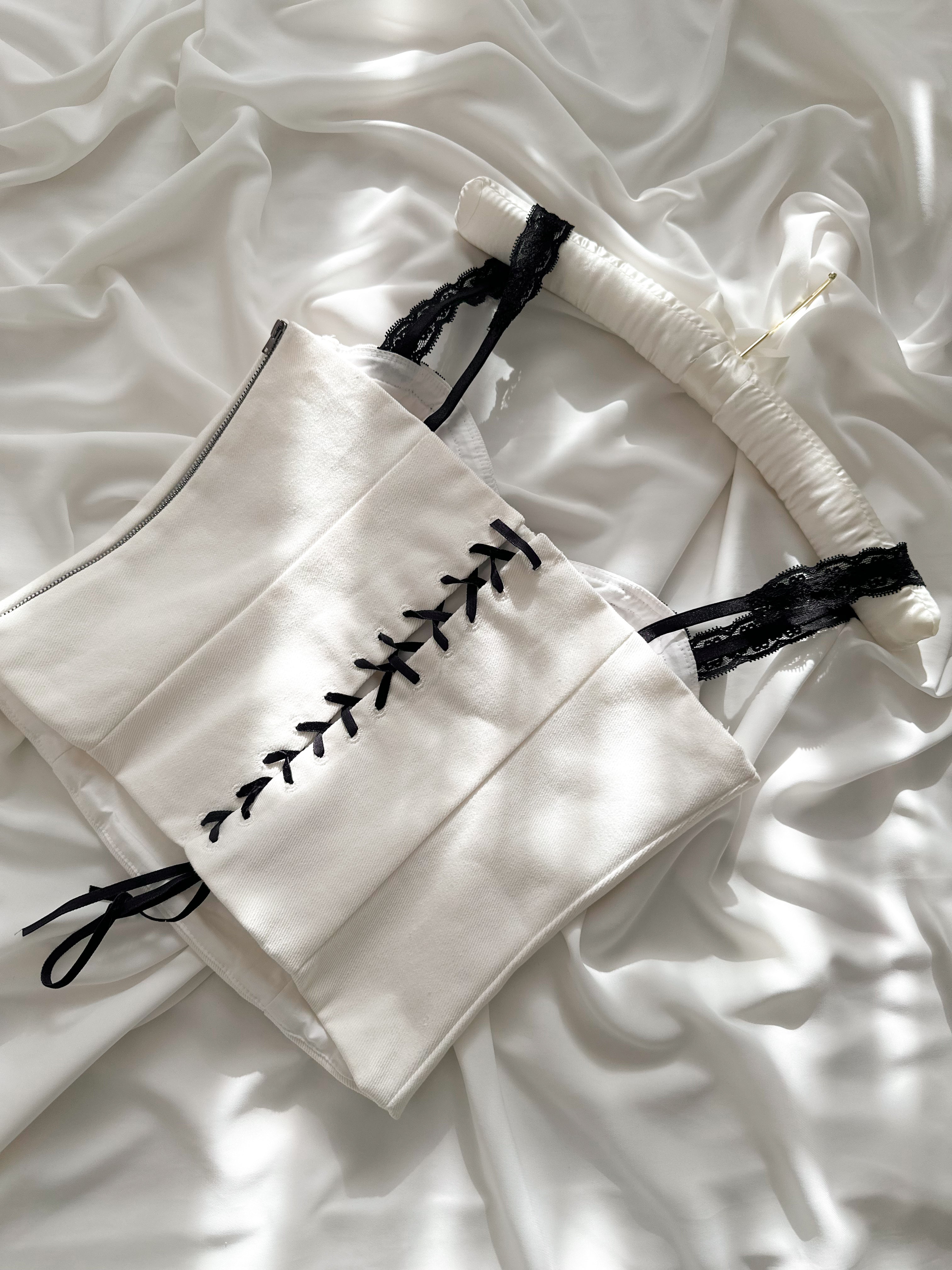 Call me Charlotte Vintage Private Balenli Büstiyer Beyaz