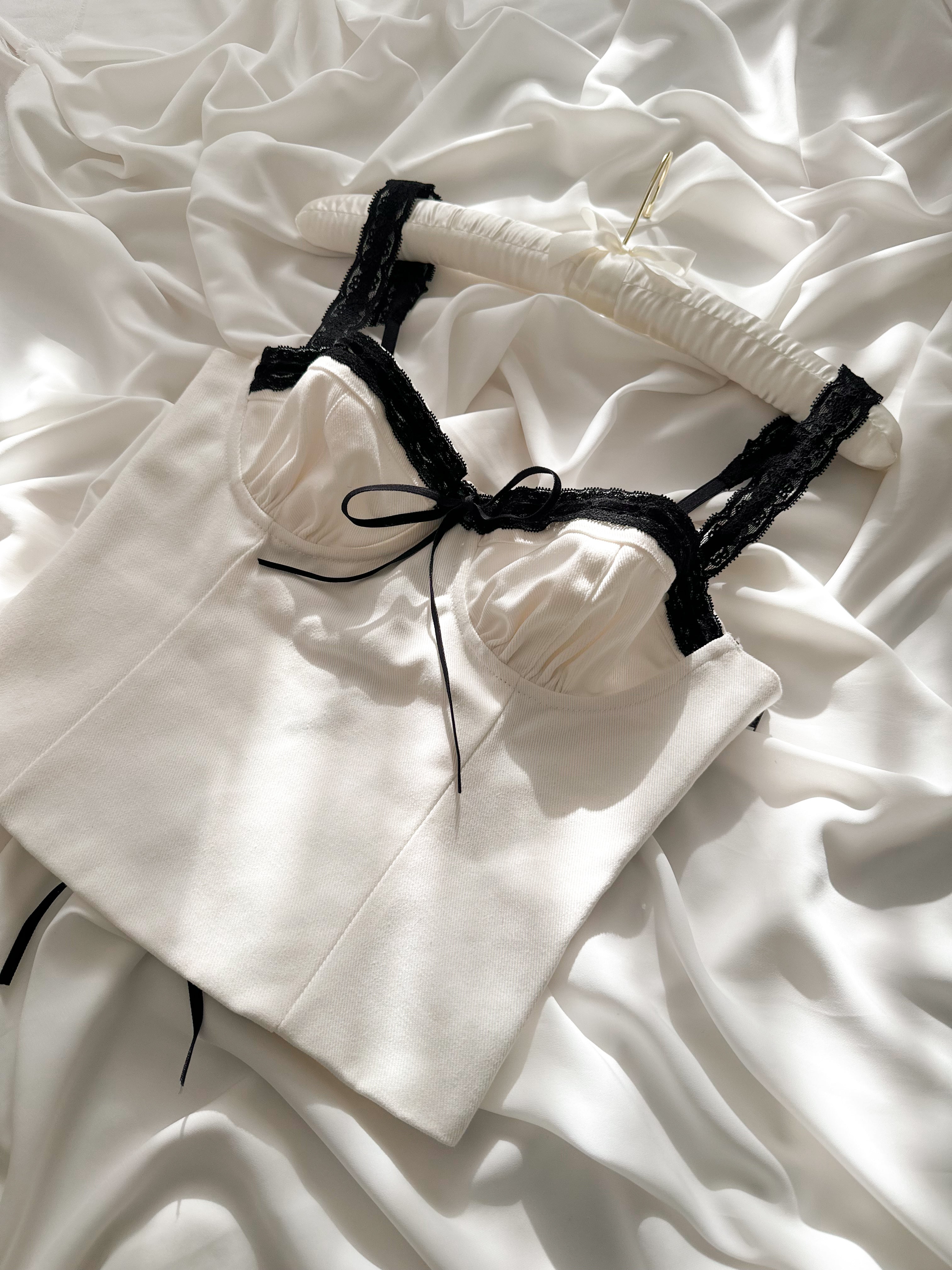 Call me Charlotte Vintage Private Balenli Büstiyer Beyaz