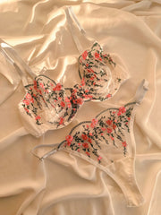 Dianthus Çiçekli Balenli Balkonet Sütyen Takımı Beyaz