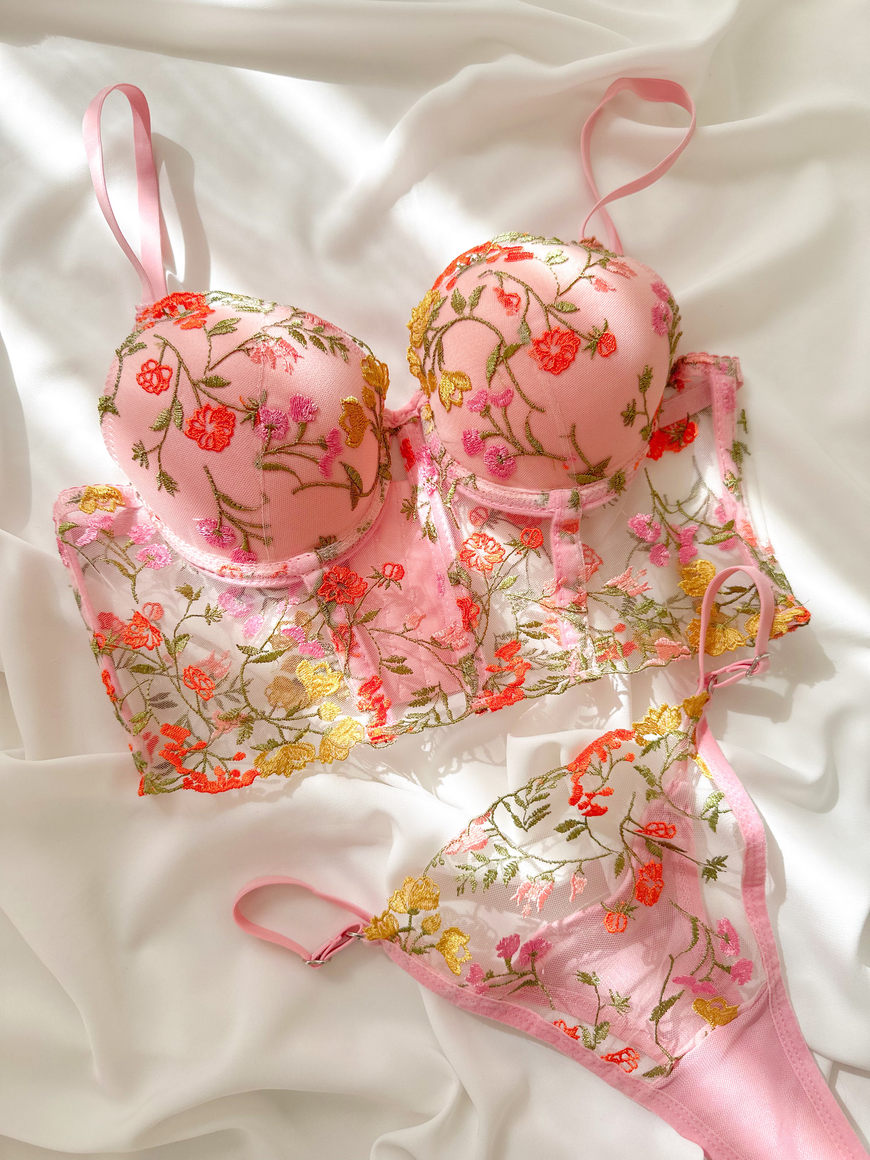 Freesia Çiçekli Balenli Dolgulu Push Up Büstiyer Takımı Pembe