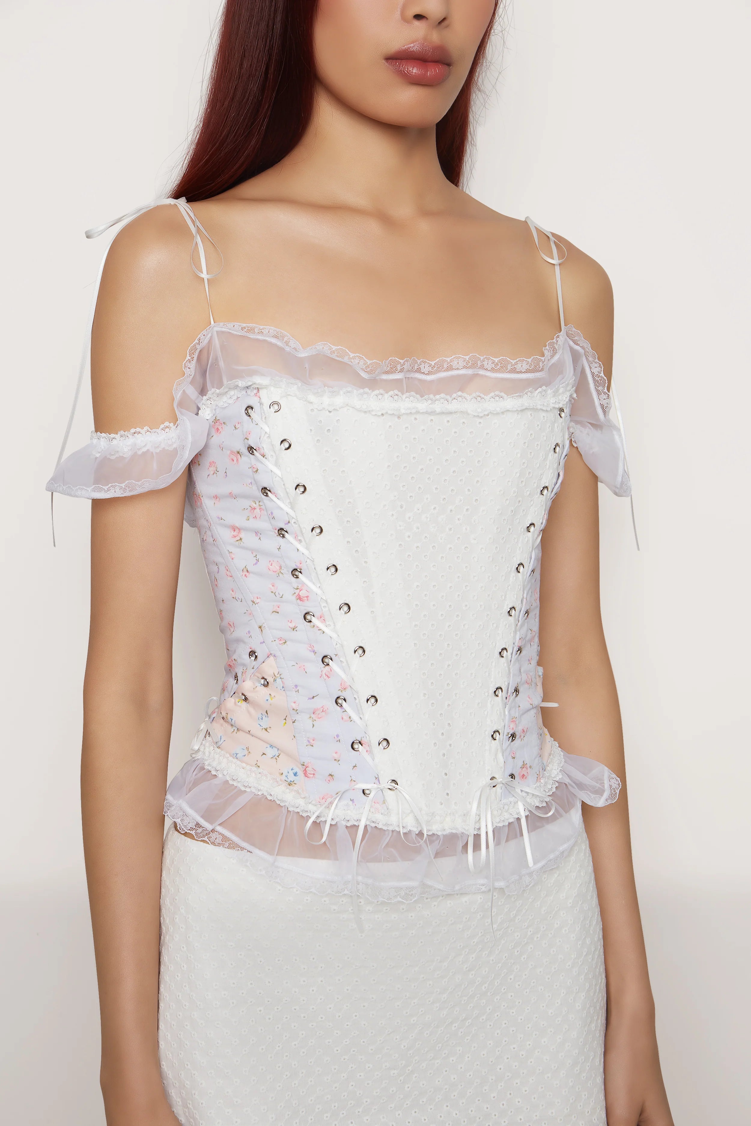 Private Elsa Çiçekli Dantelli Büstiyer Beyaz