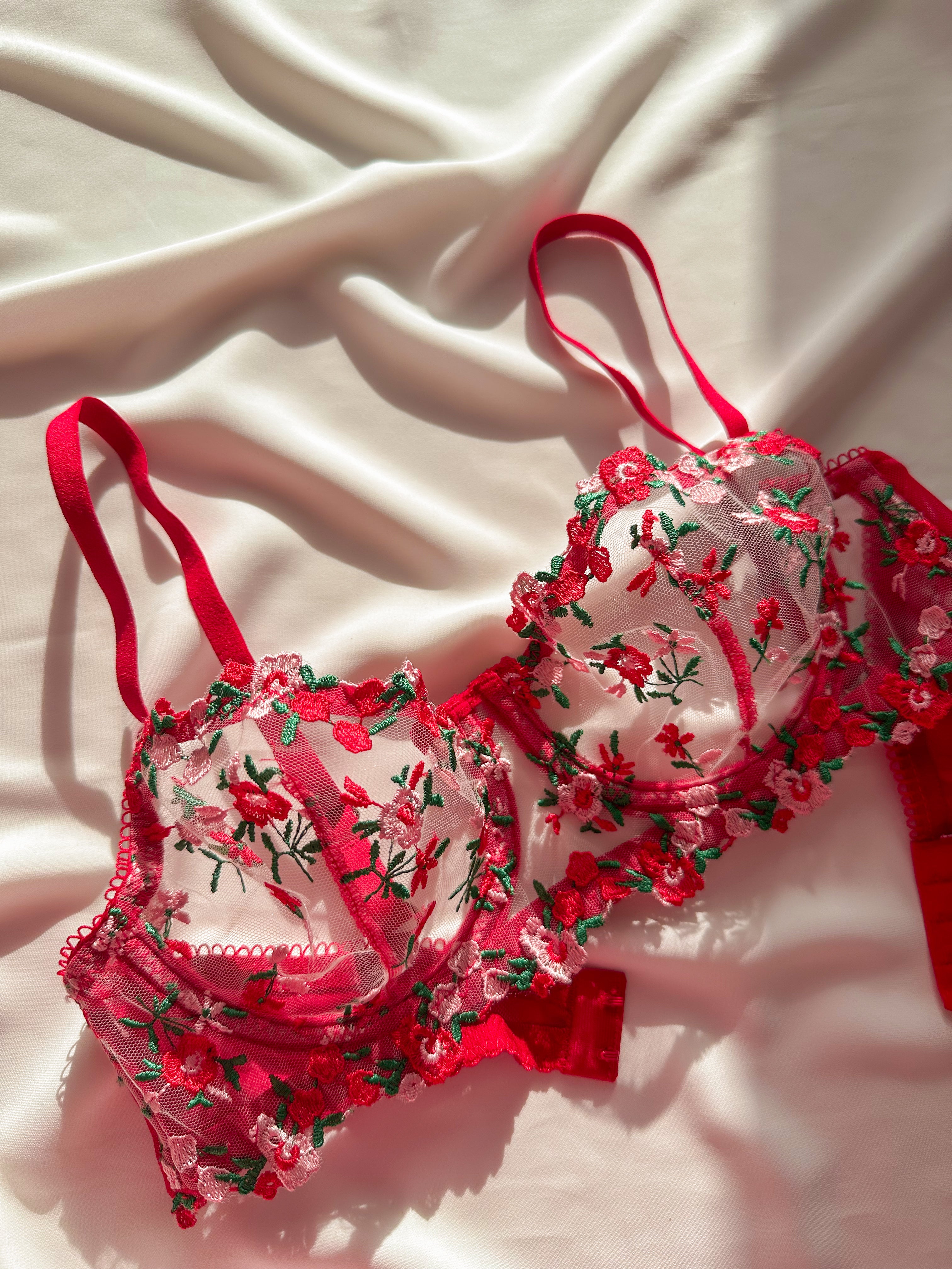 Elena Çiçekli Balenli Balkonet Sütyen Takımı Kırmızı