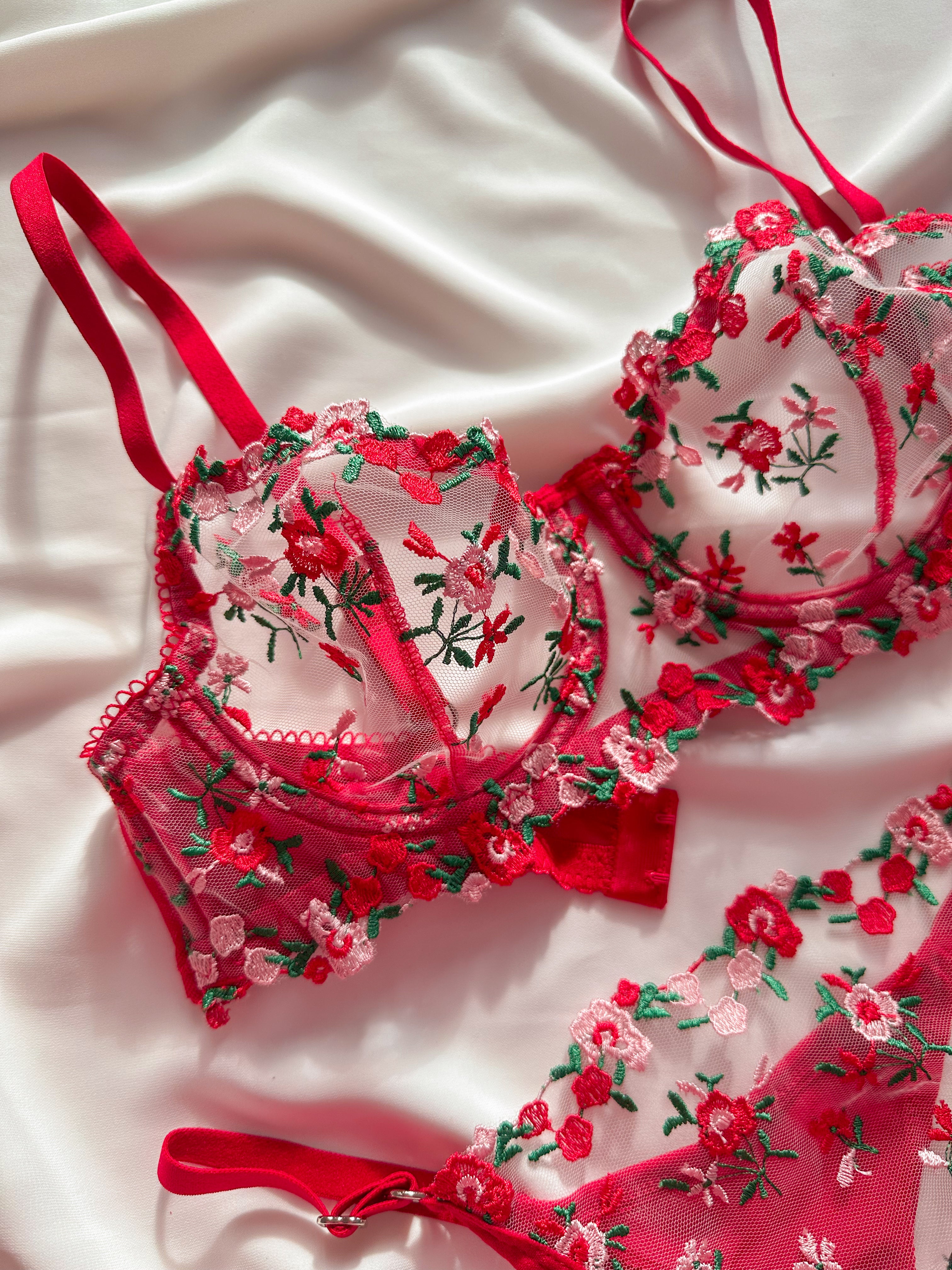 Elena Çiçekli Balenli Balkonet Sütyen Takımı Kırmızı