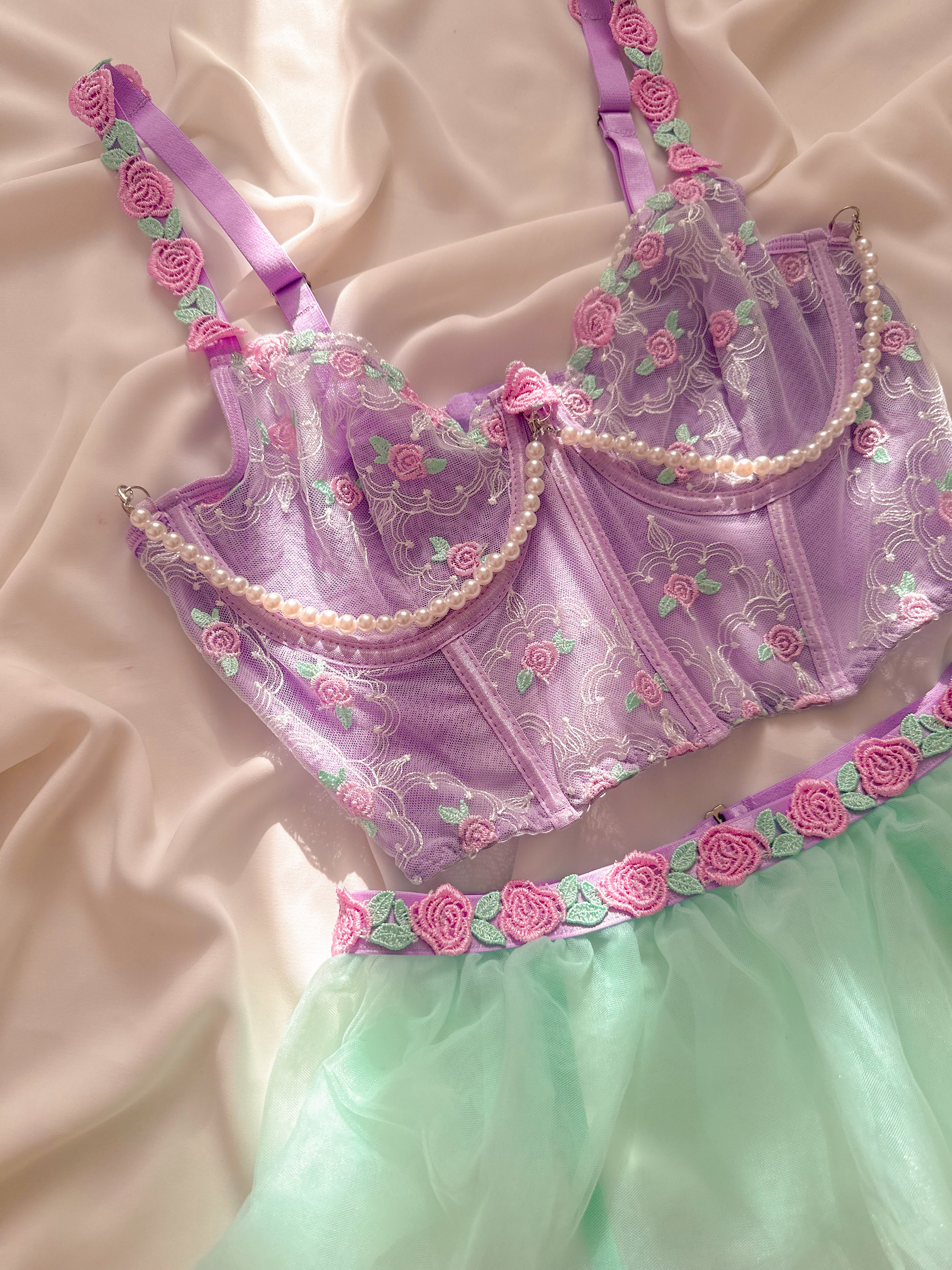 Mermaid Etekli Balenli Jartiyerli Büstiyer Takımı Lila