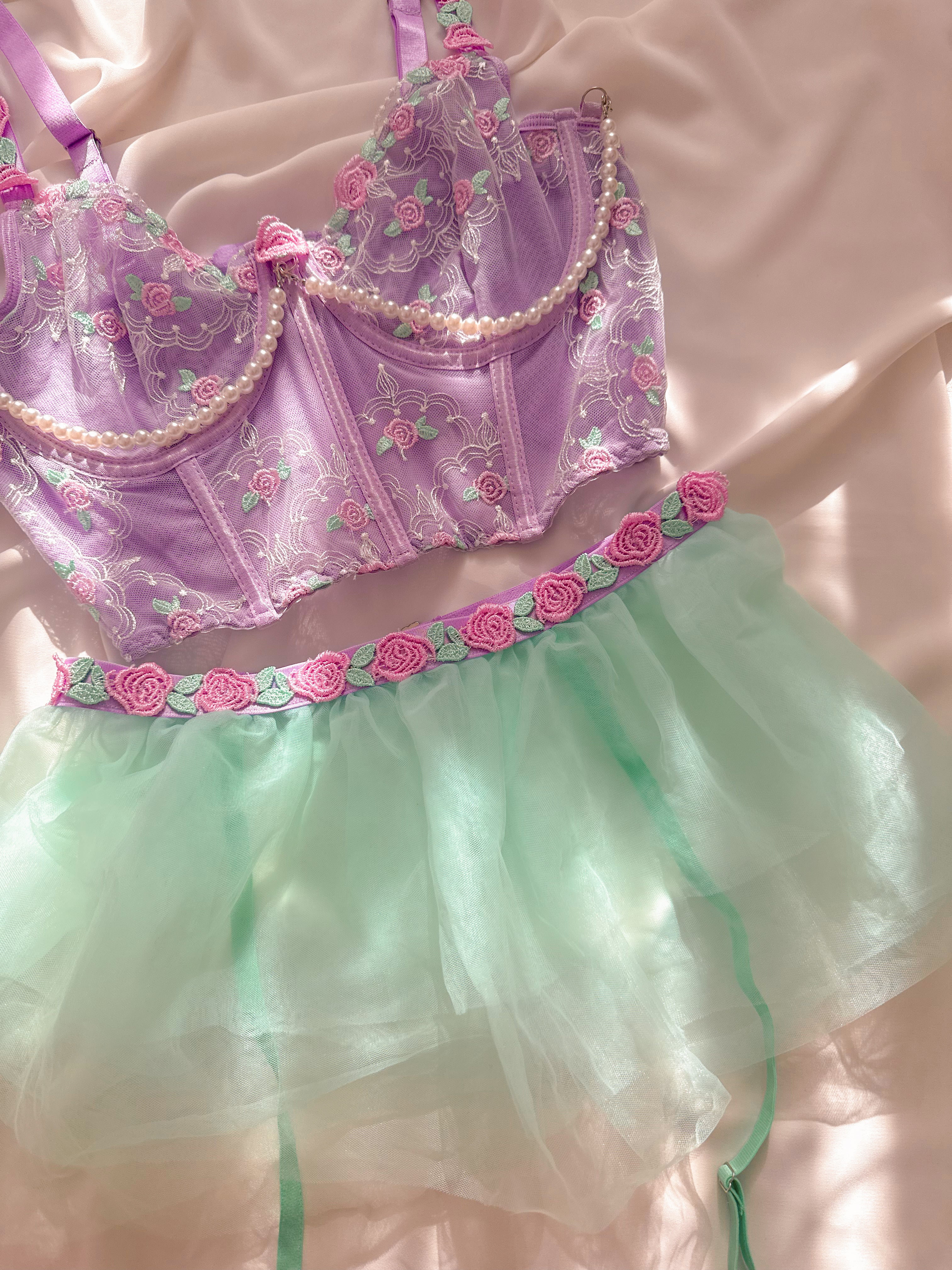 Mermaid Etekli Balenli Jartiyerli Büstiyer Takımı Lila