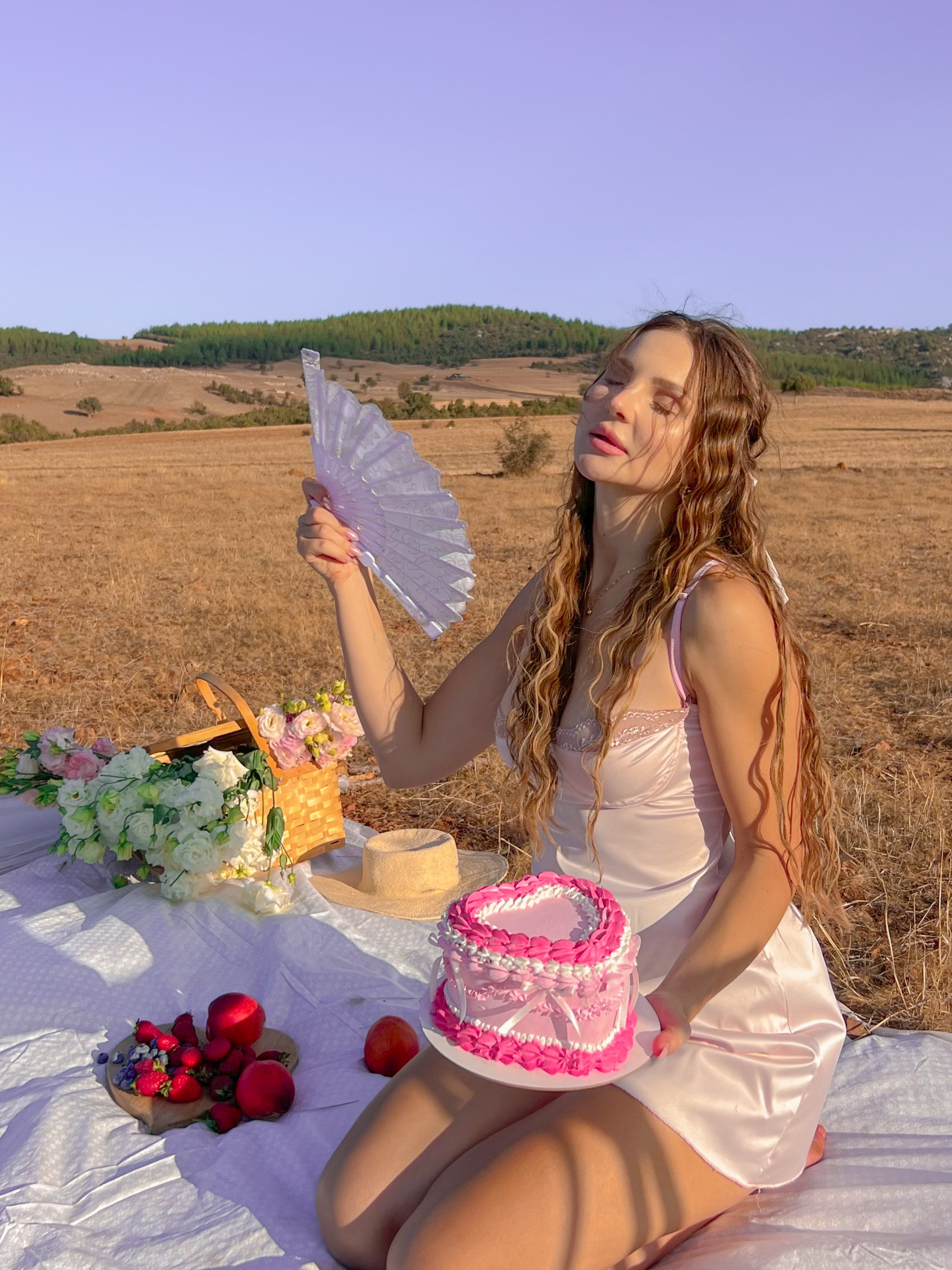 Barbie Soft İpeksi Saten Mini Balenli Gecelik