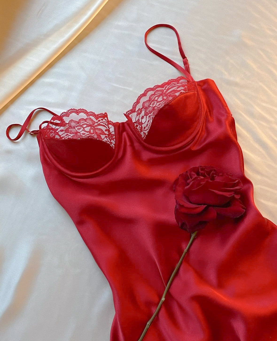 Elena İpeksi Saten Midi Balenli Gecelik - Günlük Elbise Kırmızı