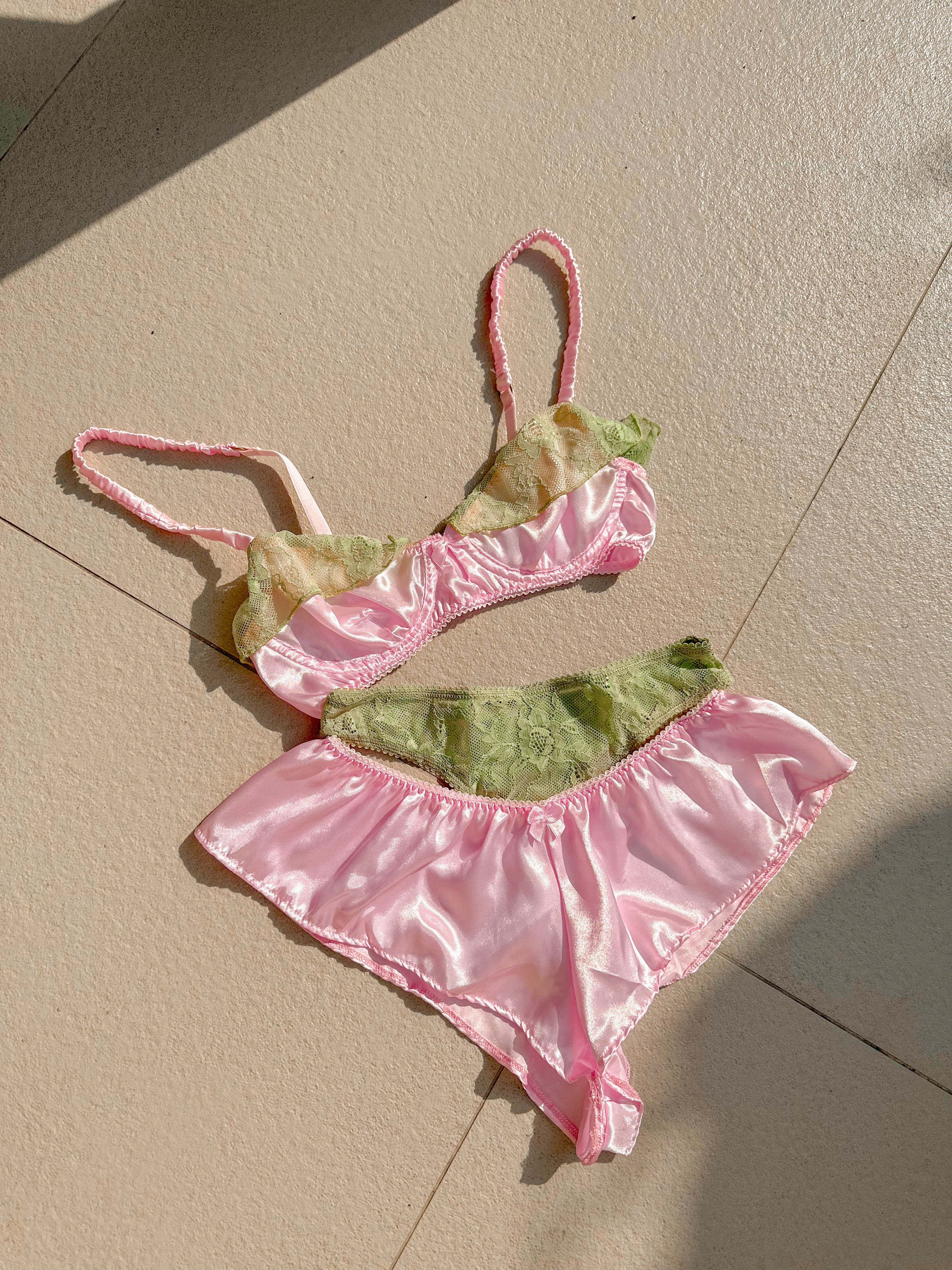 Private Prenses Saten Balenli Şortlu Takım Pembe