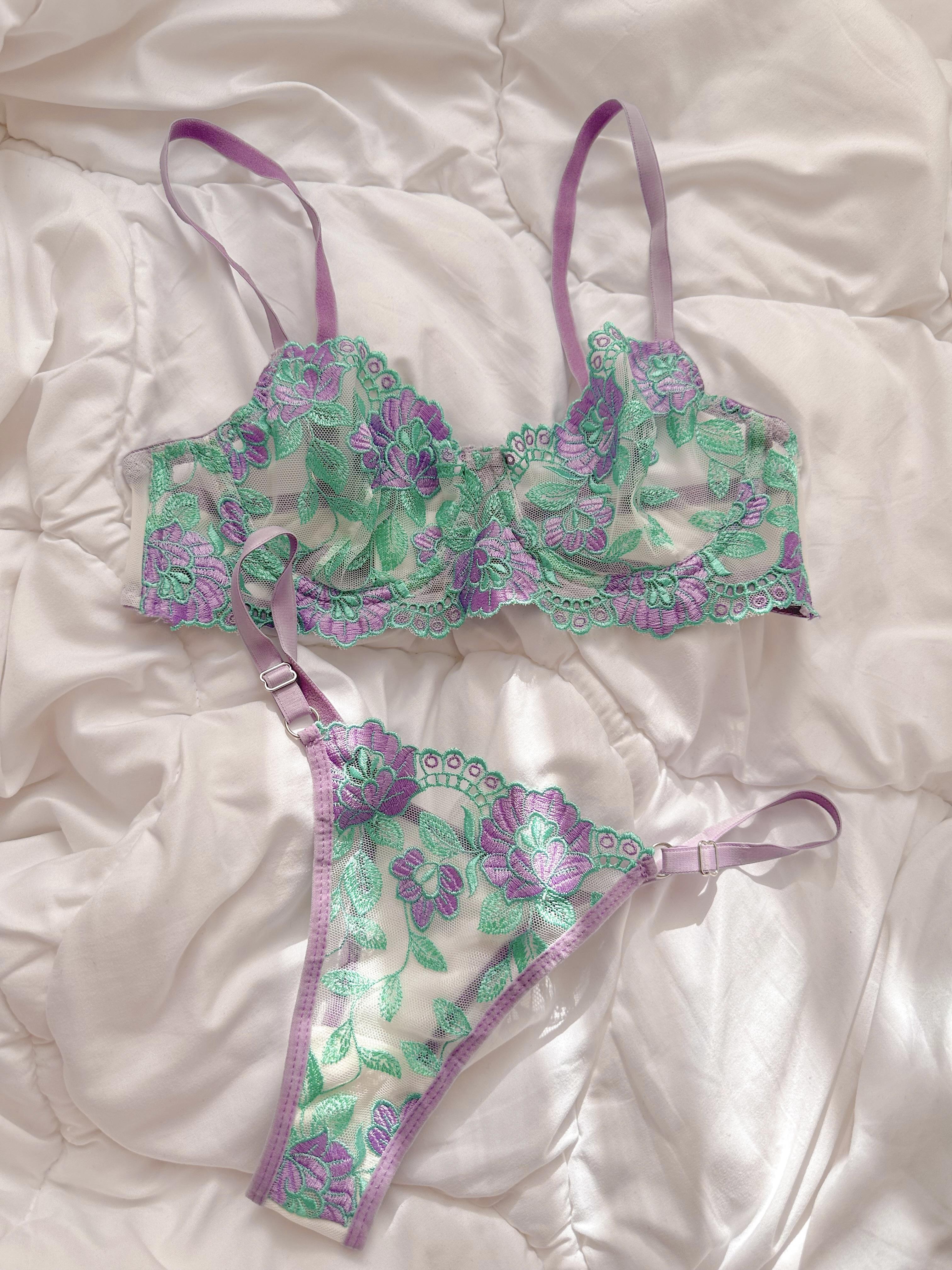 Ariel Renkli Çiçekli Balenli Balkonet Sütyen Takımı Çok Renkli