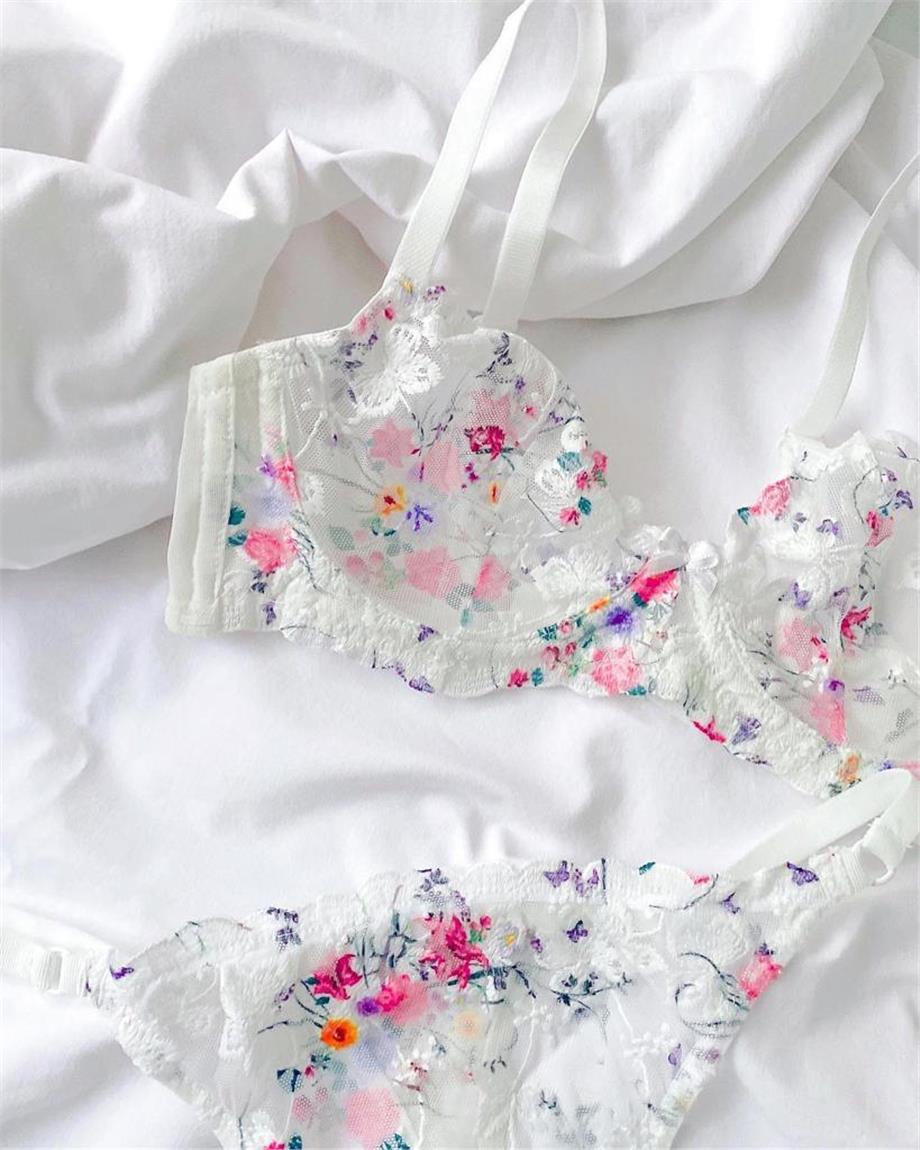 Rapunzel Renkli Çiçekli Balenli Demi Sütyen Takımı Beyaz